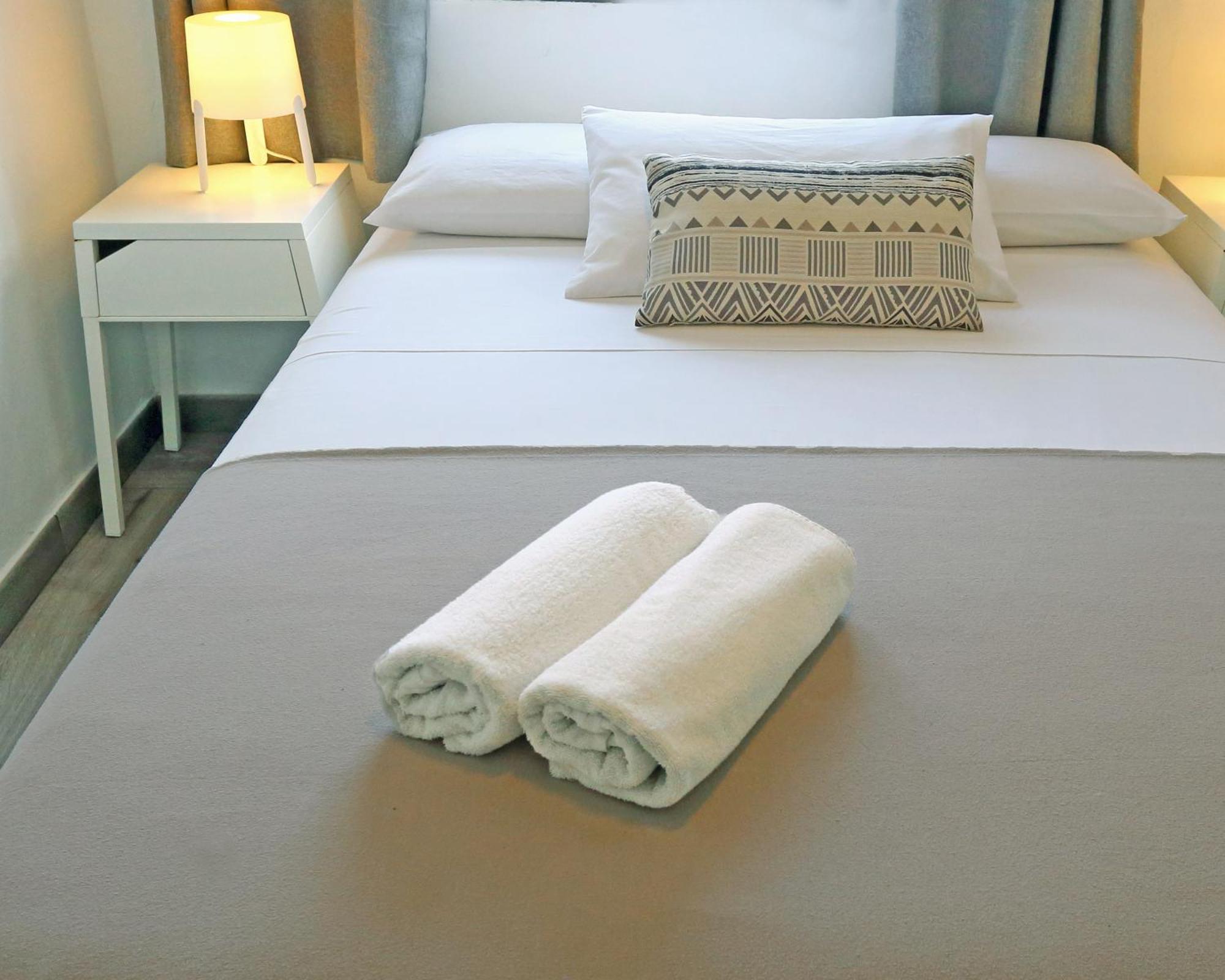 Hostal Costa Ibiza Town Ngoại thất bức ảnh