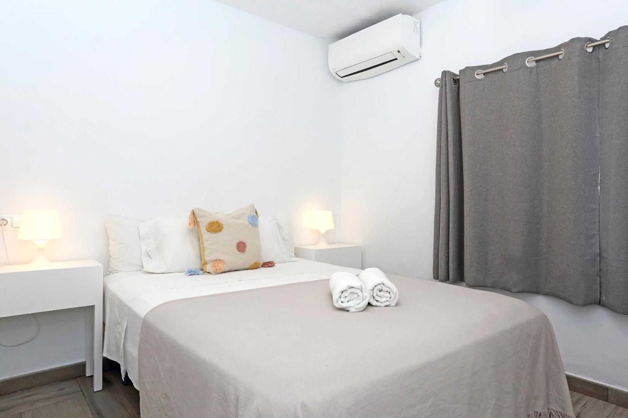 Hostal Costa Ibiza Town Ngoại thất bức ảnh